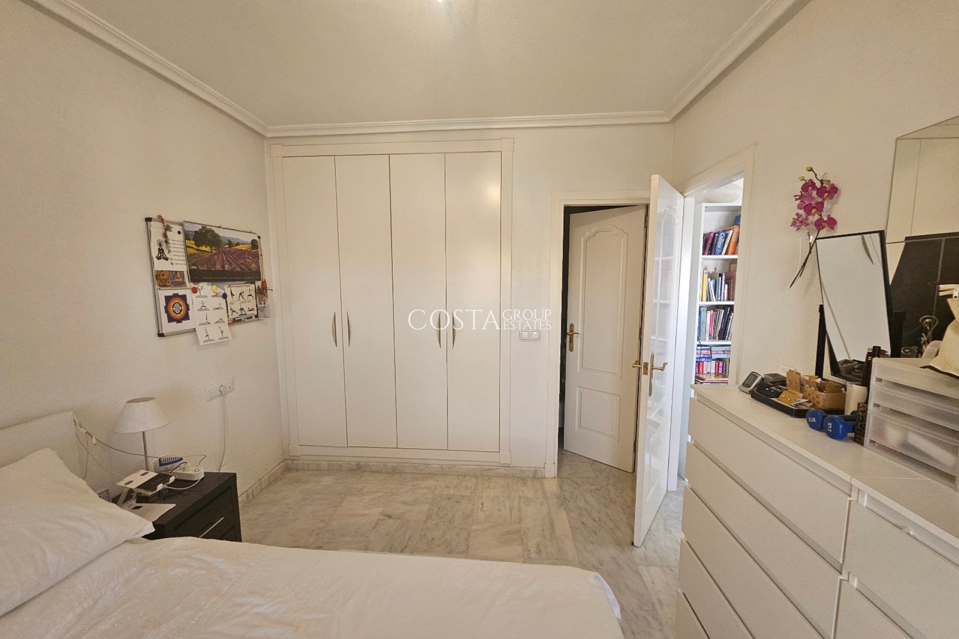 Herverkoop - Apartments -
Villamartín