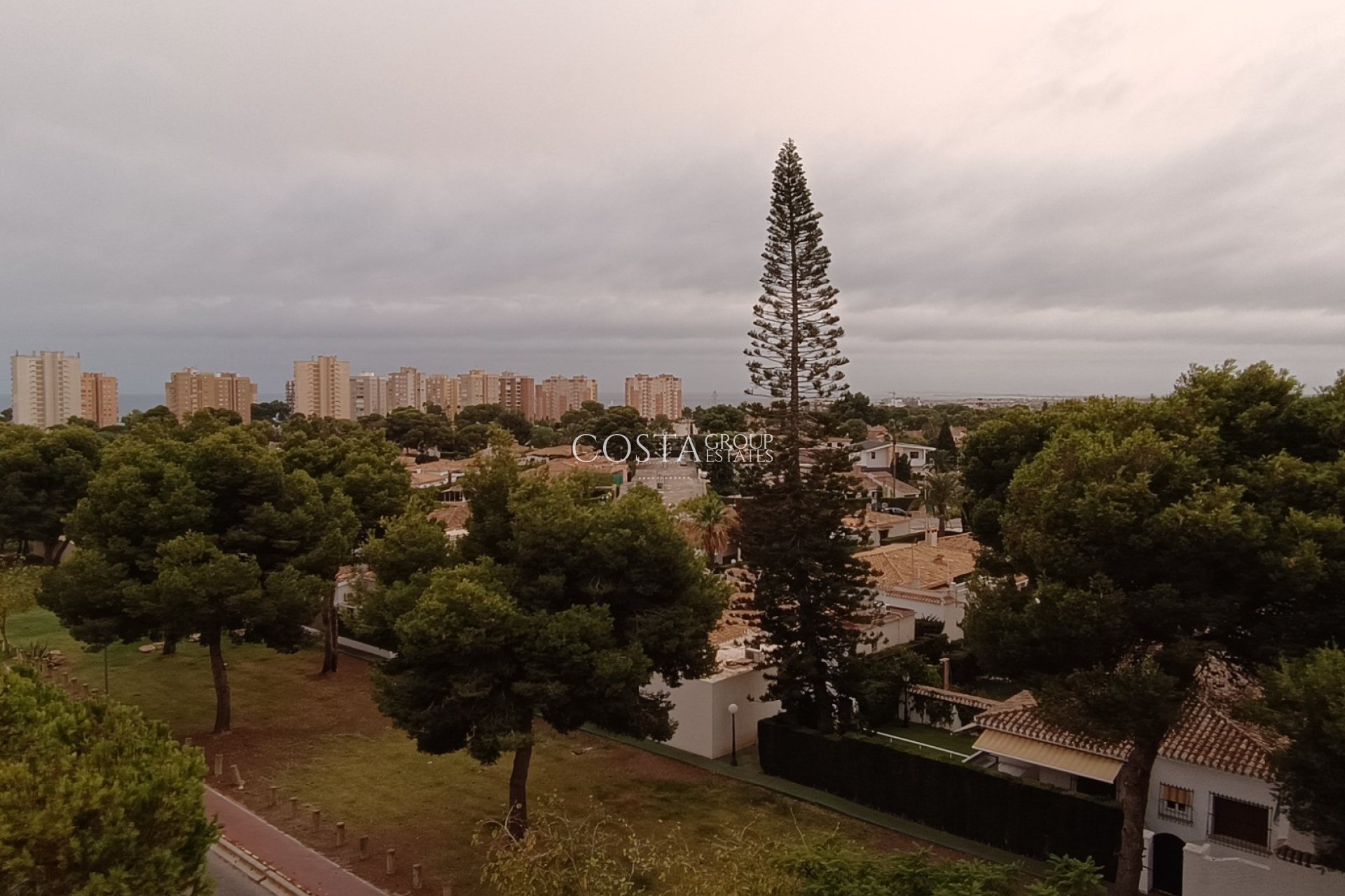 Herverkoop - Appartement -
Orihuela Costa - Dehesa de campoamor