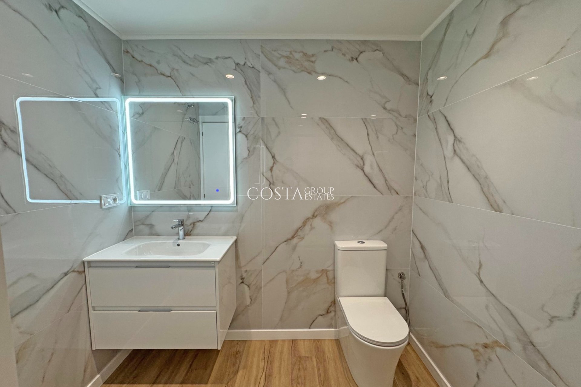 Herverkoop - Appartement -
Orihuela Costa - Los Altos