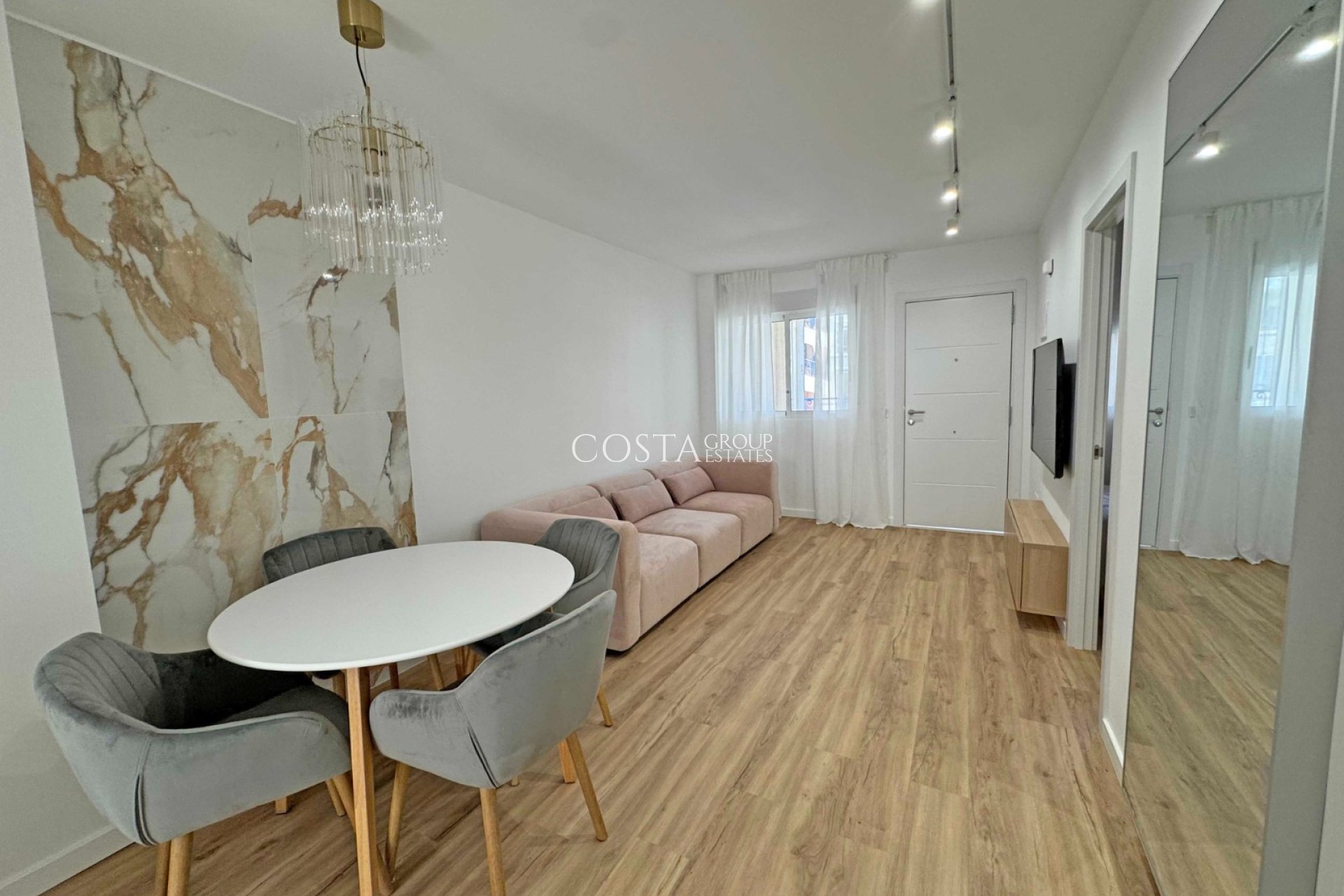 Herverkoop - Appartement -
Orihuela Costa - Los Altos