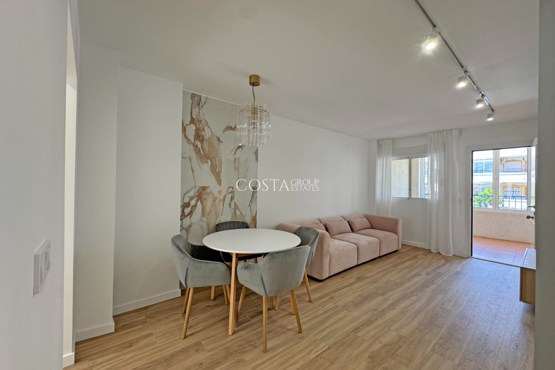 Herverkoop - Appartement -
Orihuela Costa - Los Altos