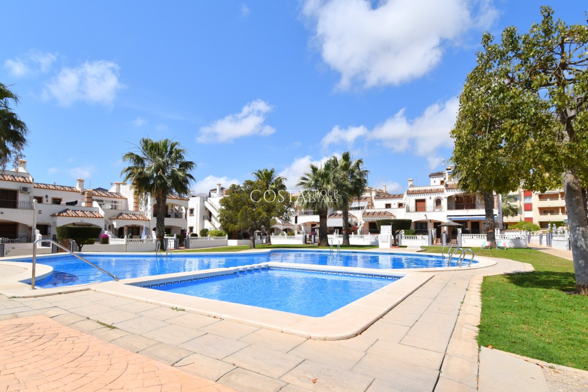 Herverkoop - Appartement -
Orihuela Costa - Playa Flamenca