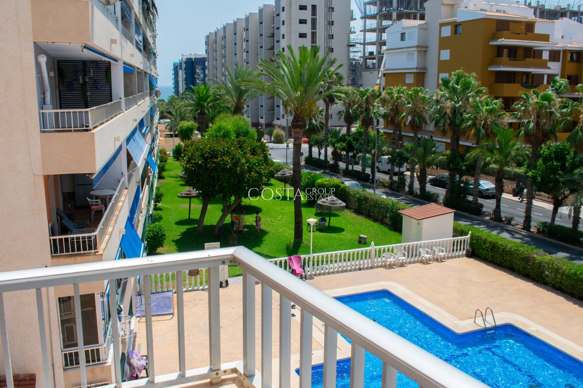Herverkoop - Appartement -
Orihuela Costa - Punta Prima