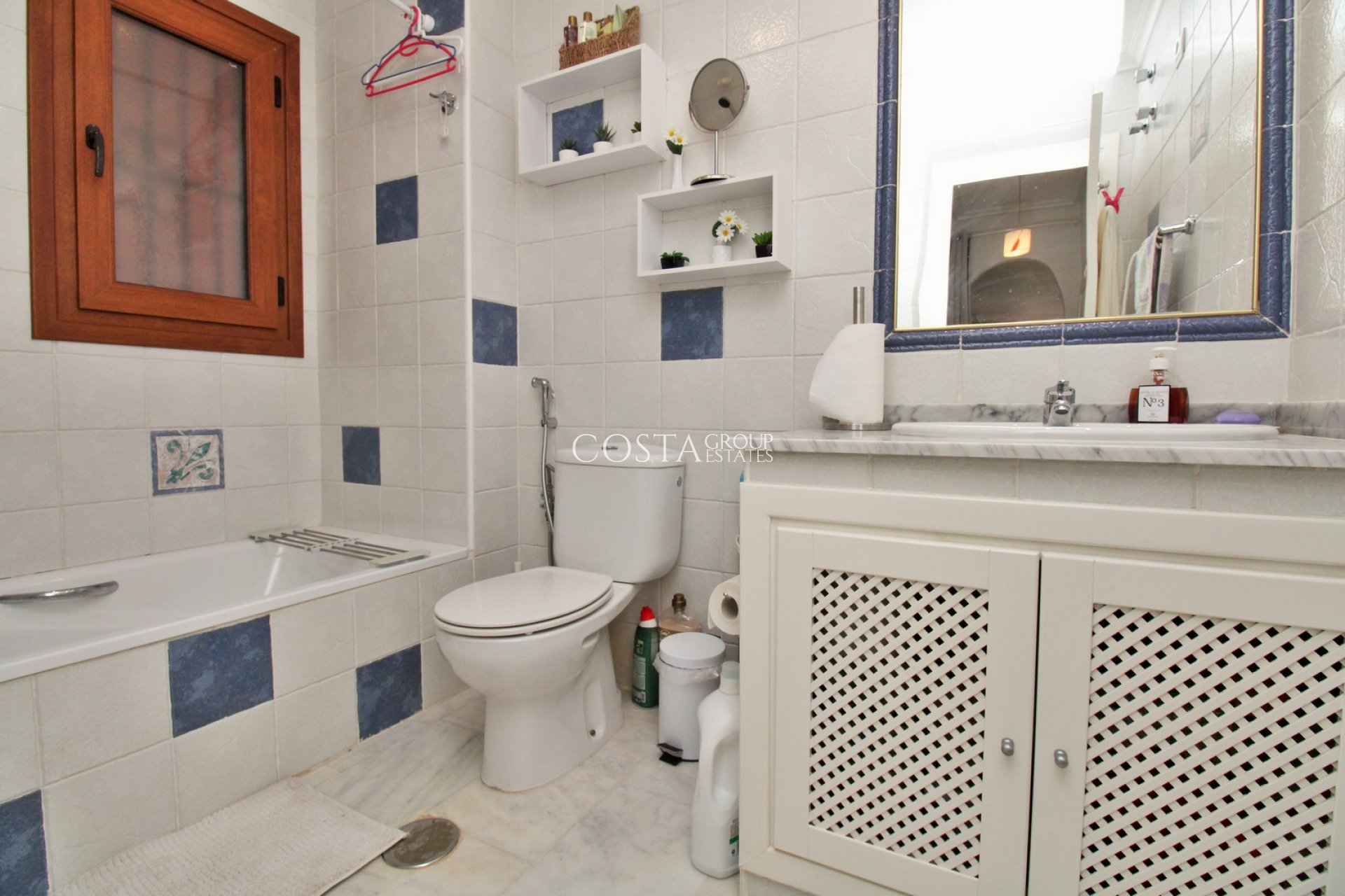 Herverkoop - Appartement -
Villamartín - PAU 8