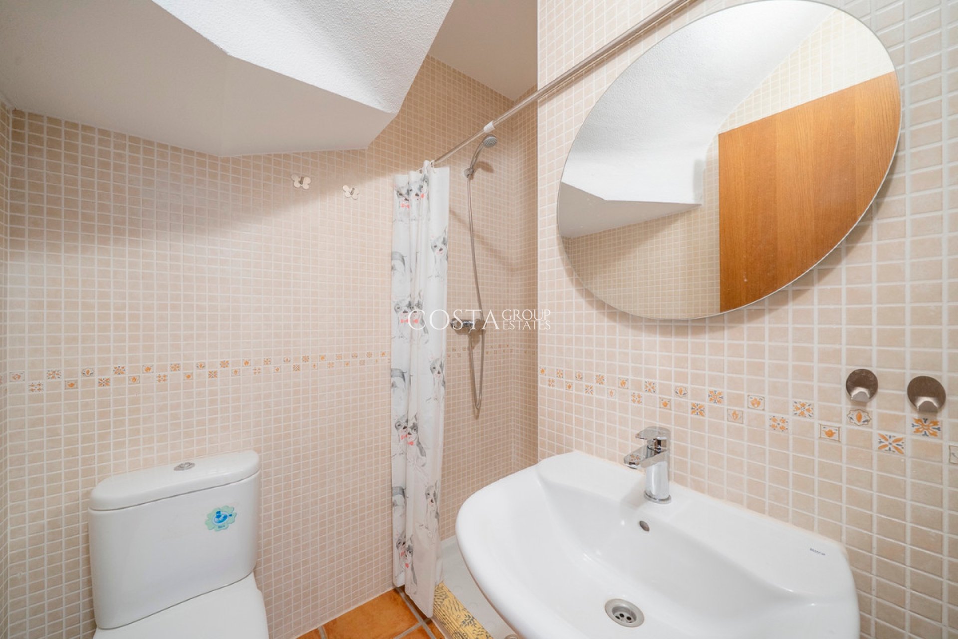 Herverkoop - Huis -
Algorfa