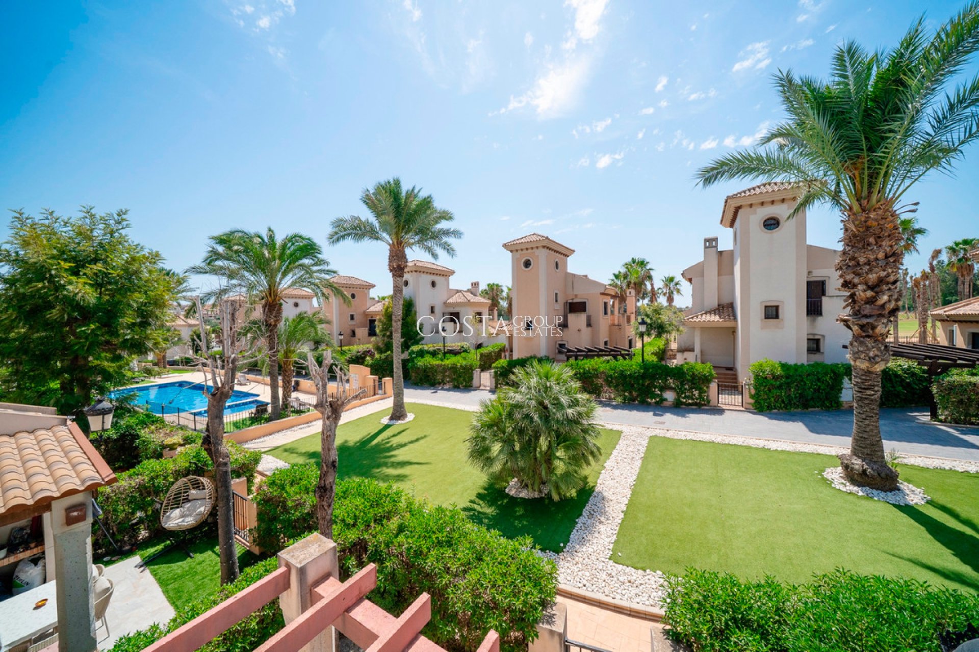 Herverkoop - Huis -
Algorfa