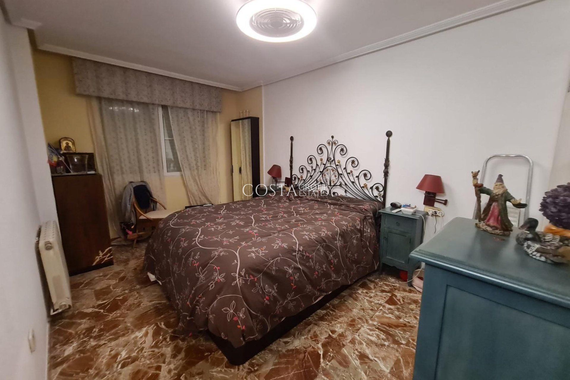 Herverkoop - Huis -
Alicante - Alicante Centro