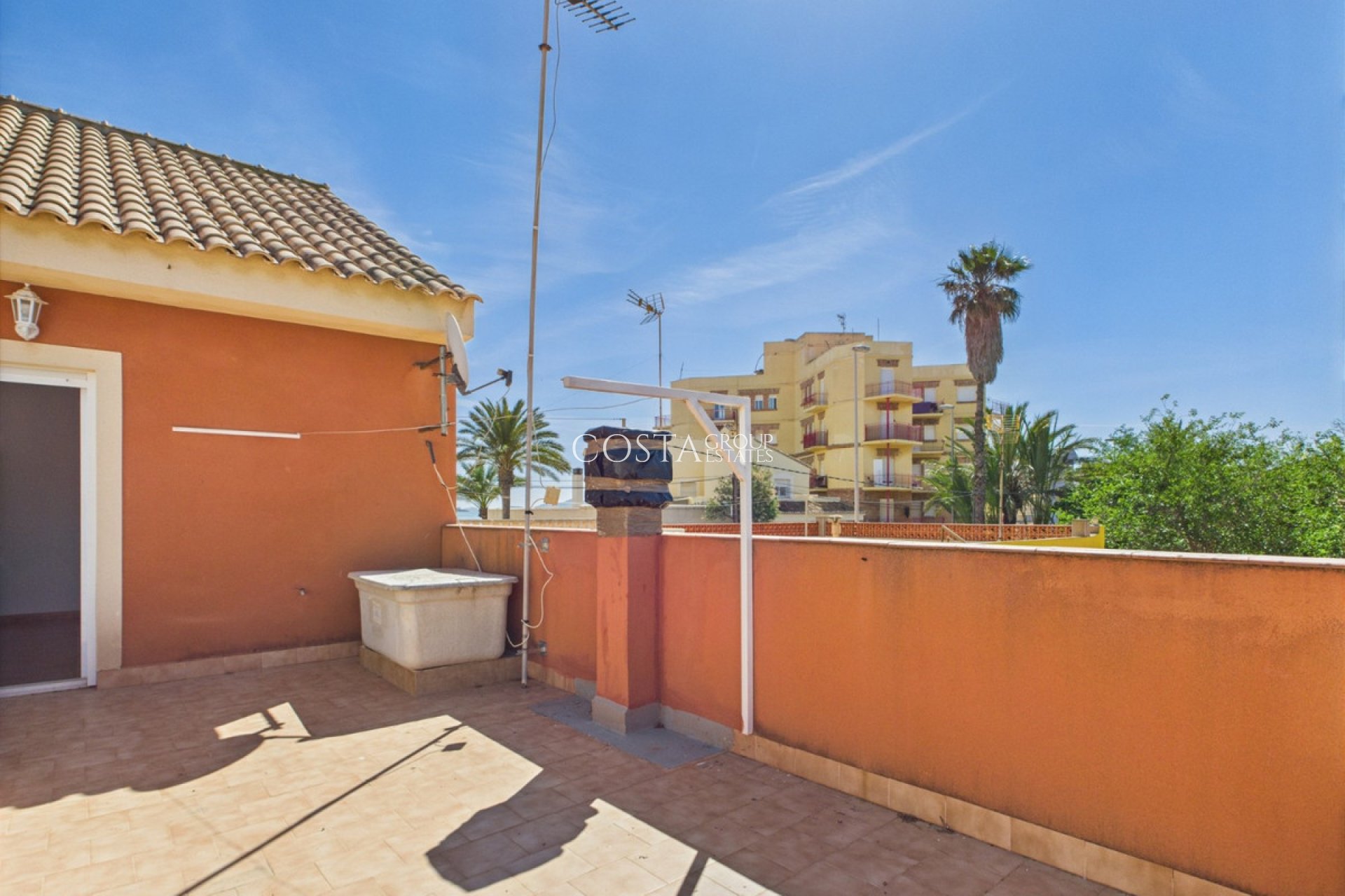 Herverkoop - Huis -
Cartagena - Los Urrutias