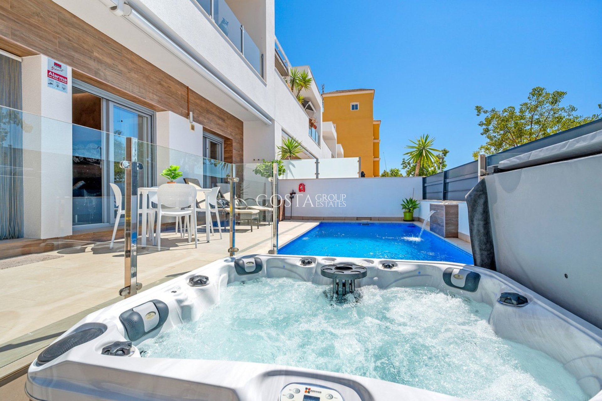 Herverkoop - Huis -
Formentera del Segura