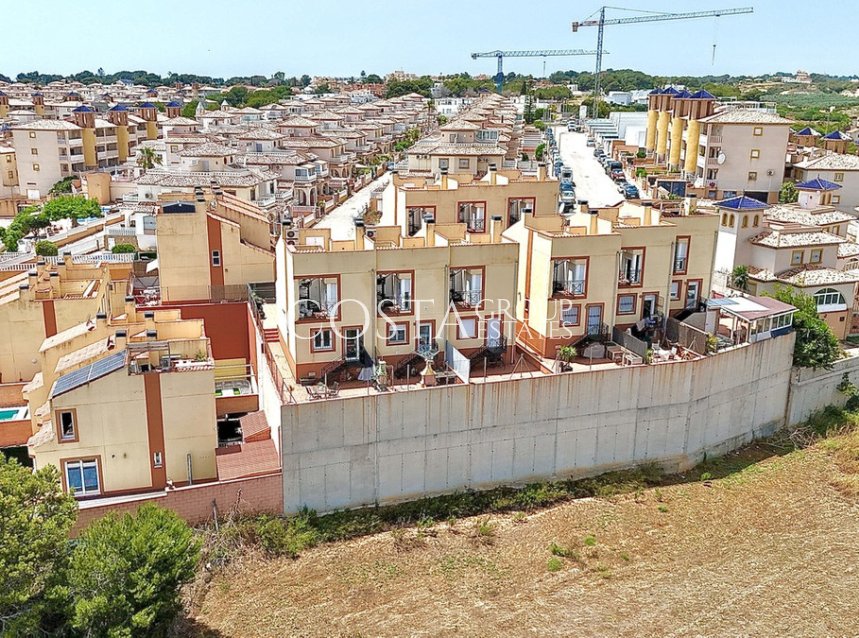 Herverkoop - Huis -
Orihuela - Cabo Roig