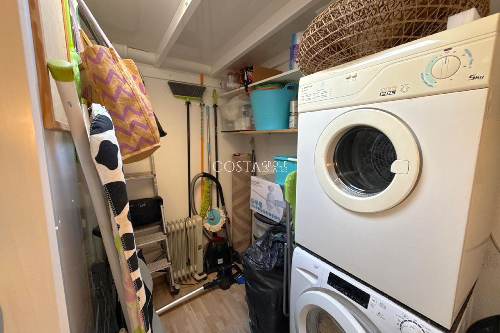 Herverkoop - Huis -
Orihuela - Cabo Roig