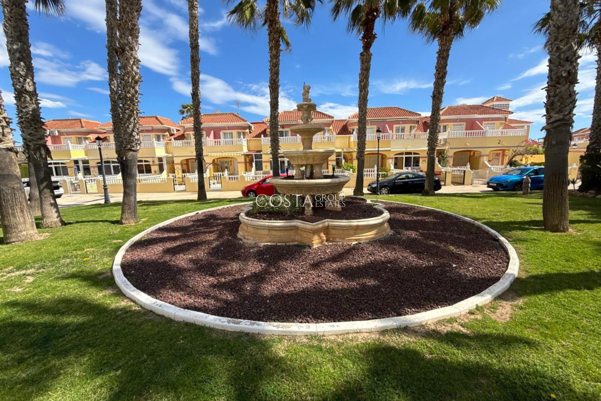 Herverkoop - Huis -
Orihuela - Cabo Roig