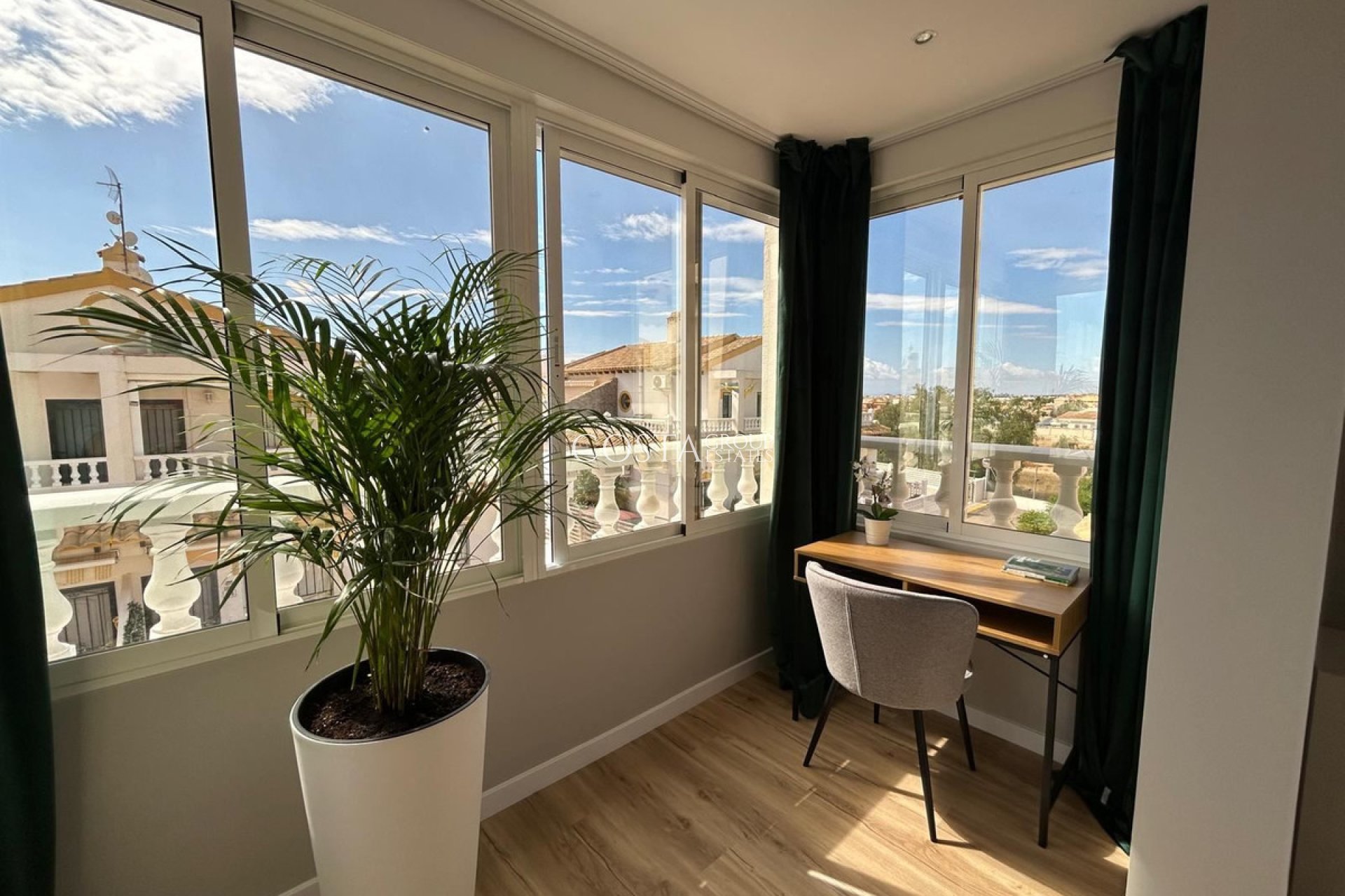 Herverkoop - Huis -
Orihuela Costa - La Florida