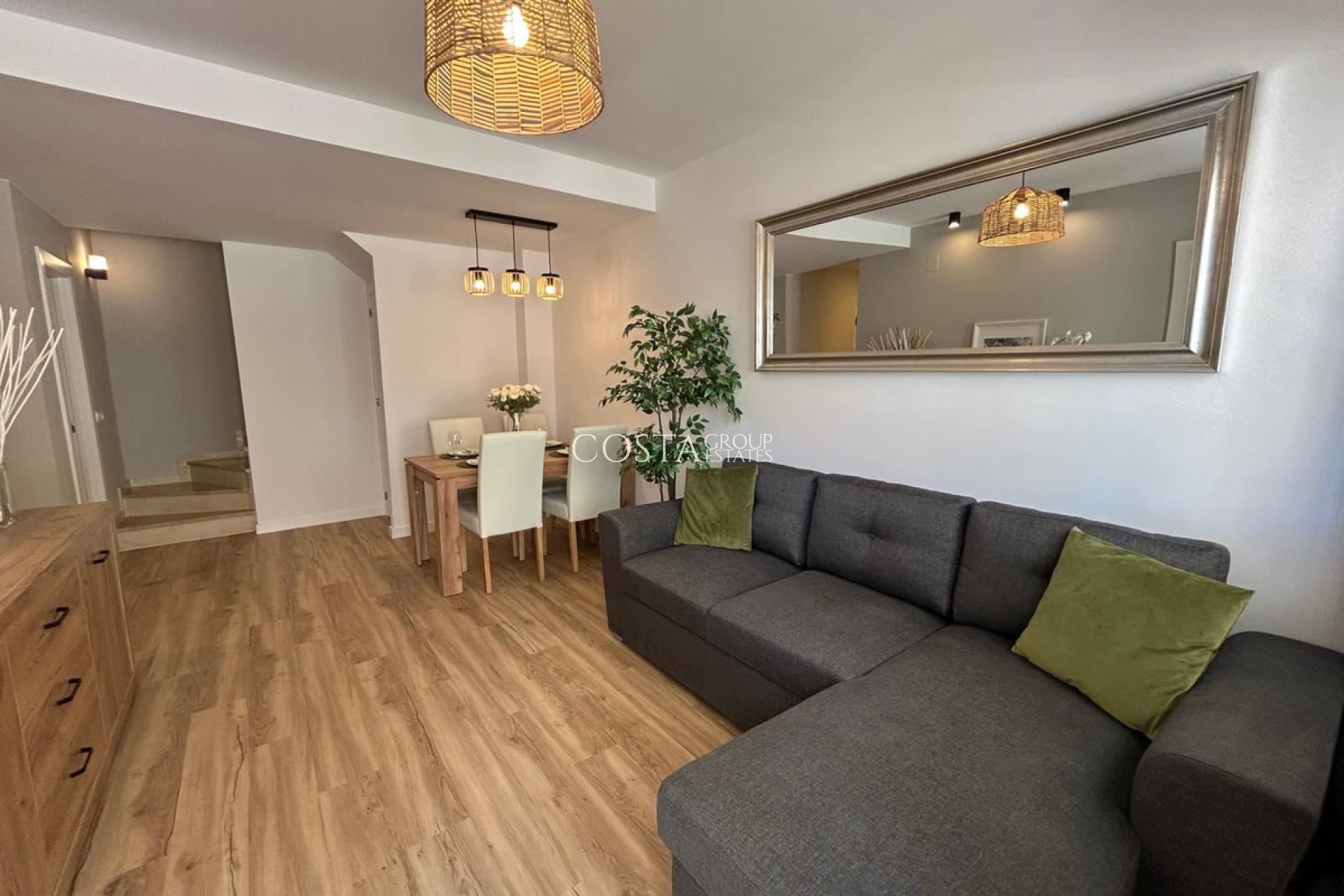 Herverkoop - Huis -
Orihuela Costa - La Florida