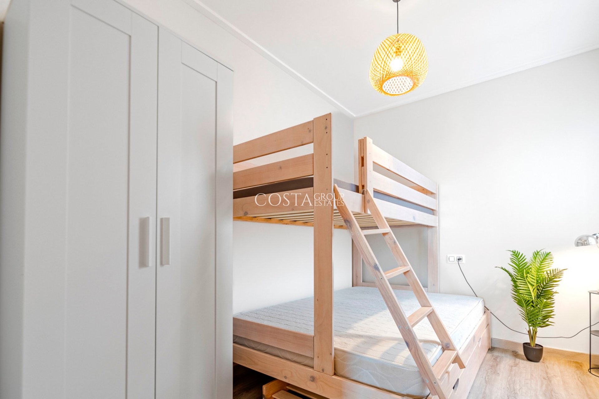 Herverkoop - Huis -
Orihuela Costa - Los Balcones