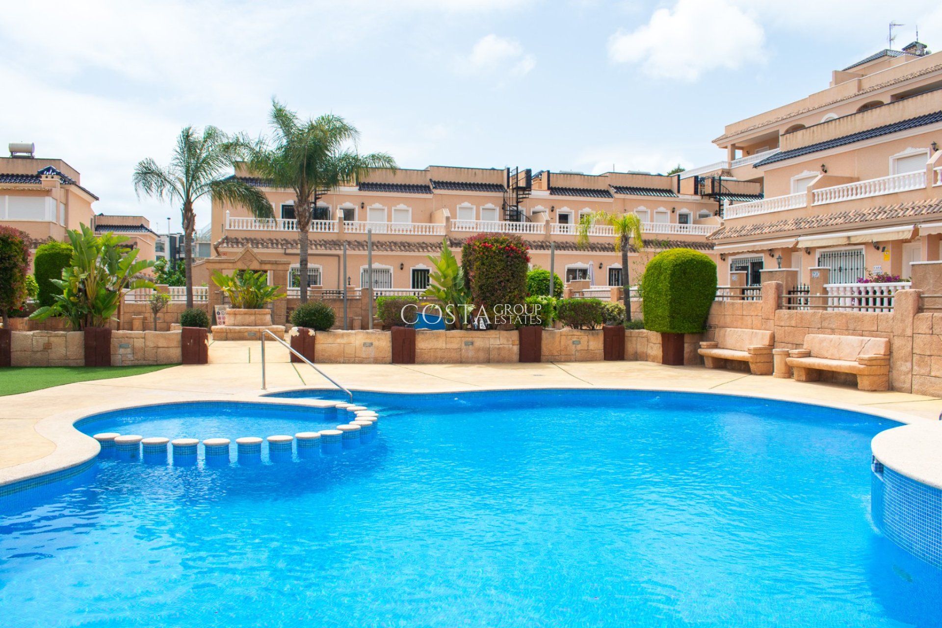 Herverkoop - Huis -
Orihuela Costa - Los Dolses