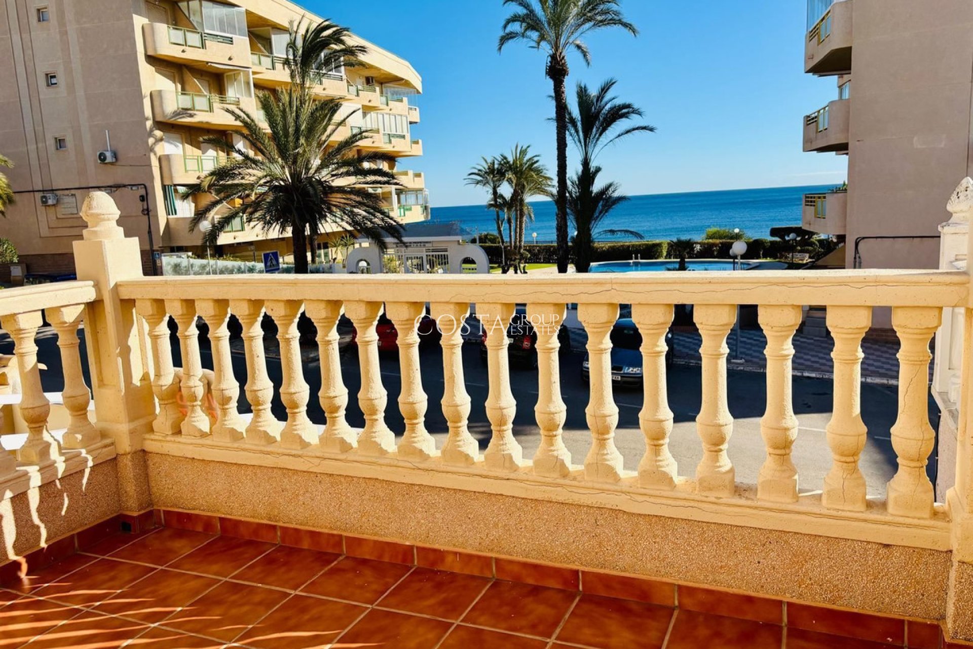 Herverkoop - Huis -
Orihuela Costa - Mil Palmeras