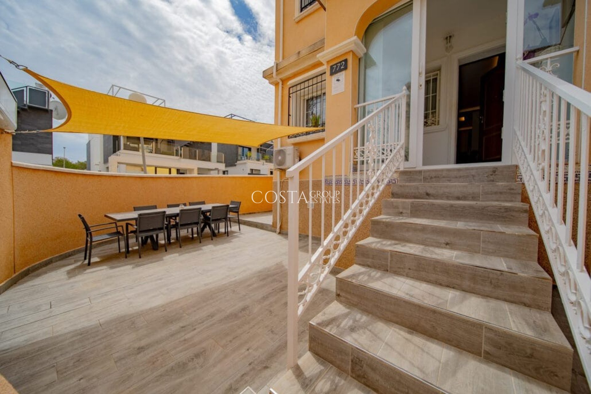 Herverkoop - Huis -
Orihuela Costa - PAU 26