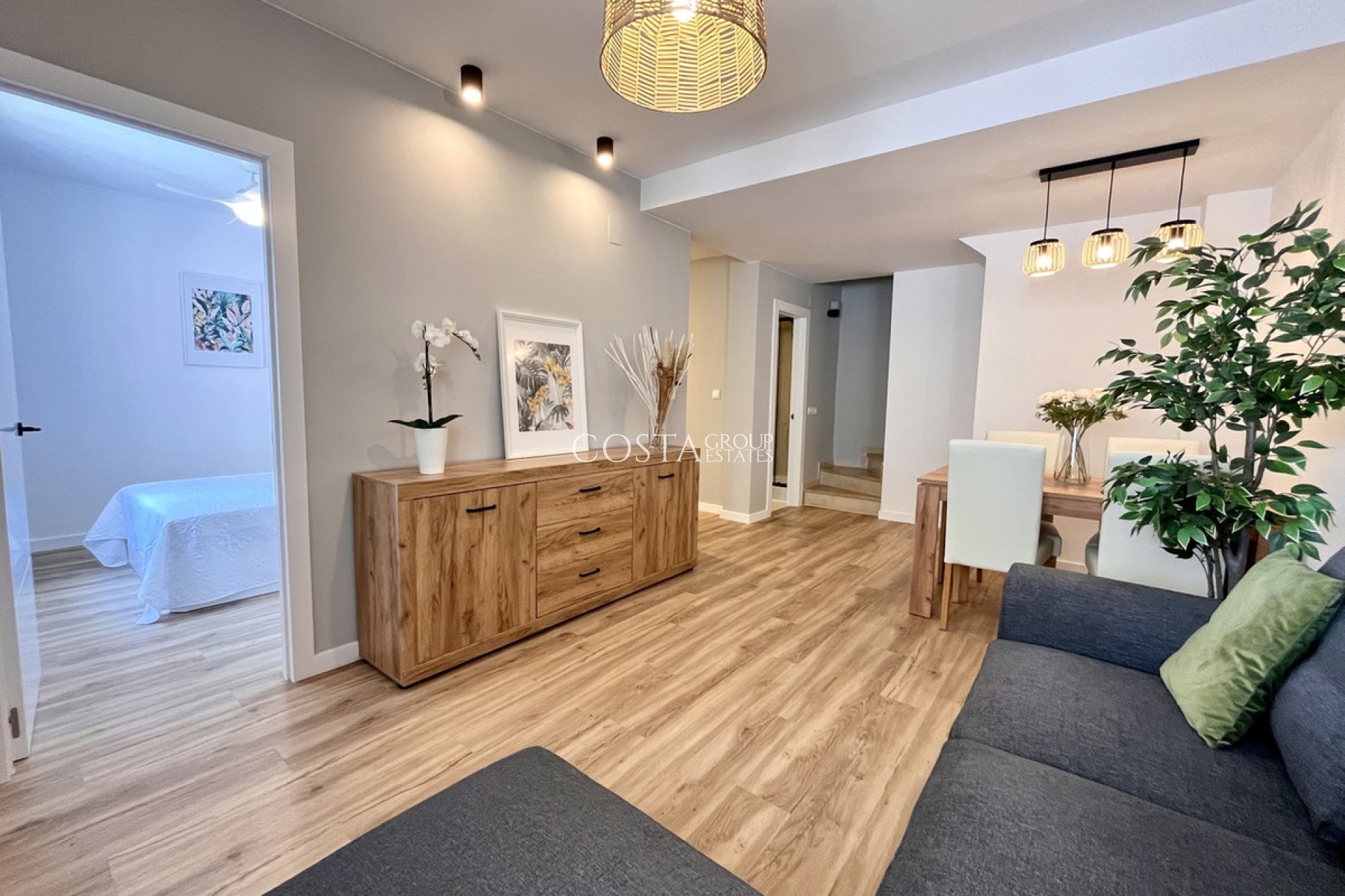 Herverkoop - Huis -
Orihuela Costa - Playa Flamenca