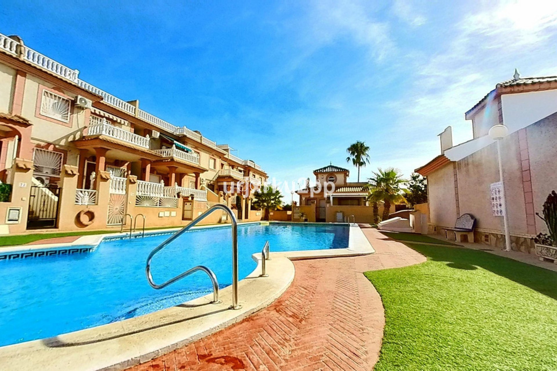 Herverkoop - Huis -
Orihuela Costa - Playa Flamenca