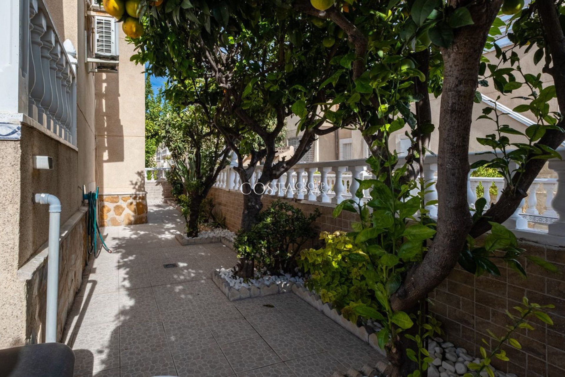 Herverkoop - Huis -
Orihuela Costa - Playa Flamenca