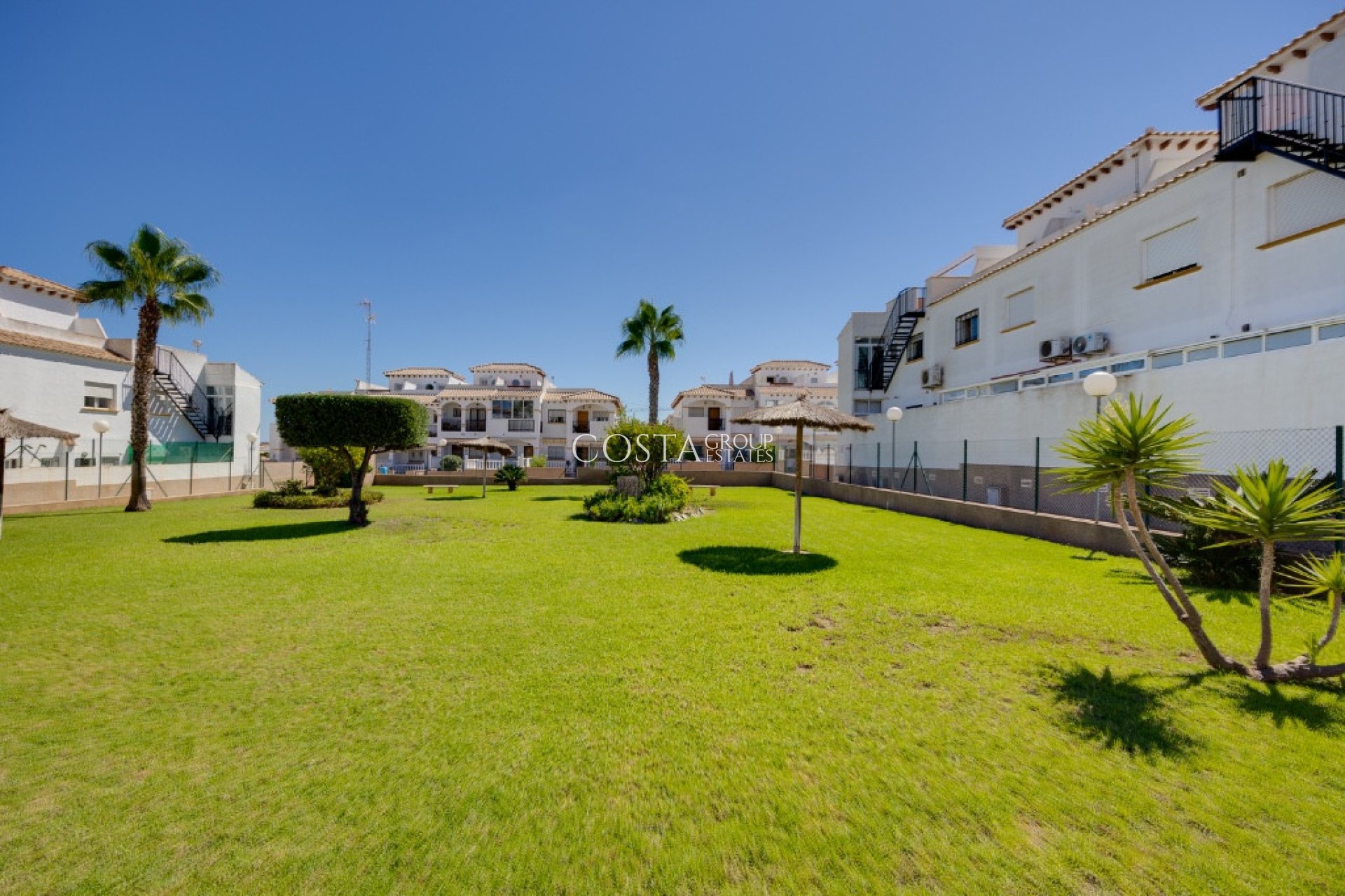 Herverkoop - Huis -
Orihuela Costa - Punta Prima