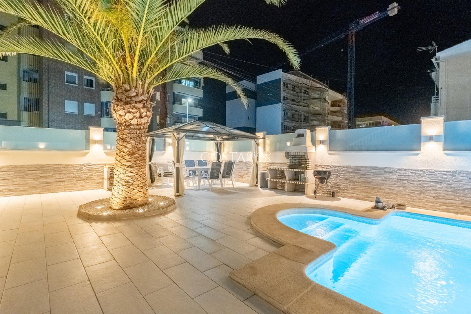 Herverkoop - Huis -
Orihuela Costa - Punta Prima