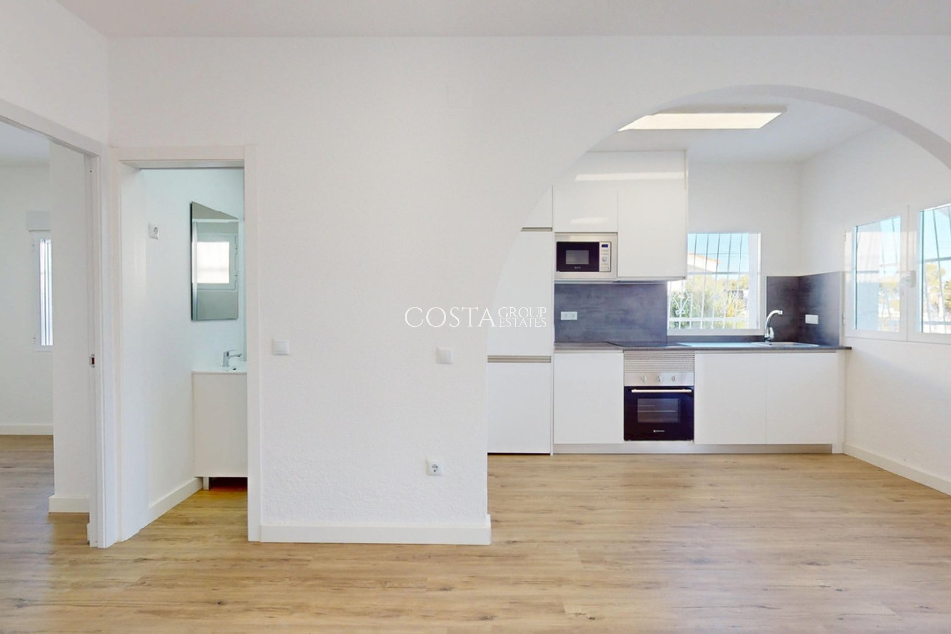 Herverkoop - Huis -
Orihuela Costa - Villamartin