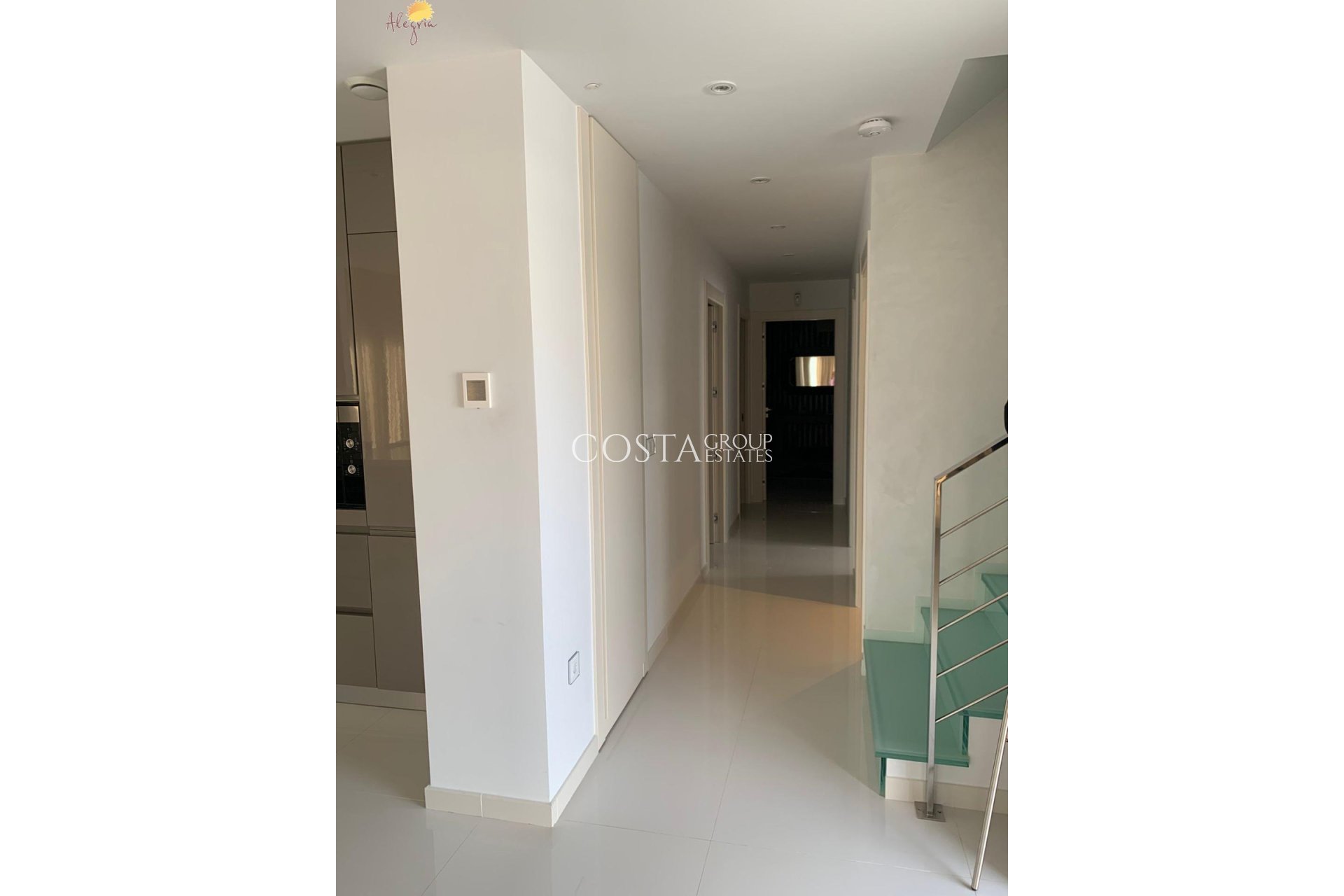 Herverkoop - Huis -
Orihuela Costa