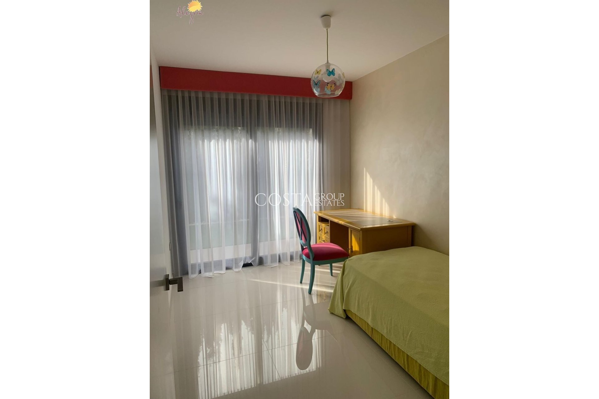 Herverkoop - Huis -
Orihuela Costa