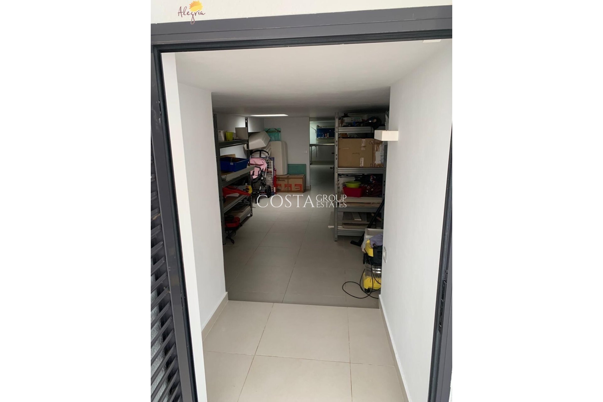 Herverkoop - Huis -
Orihuela Costa