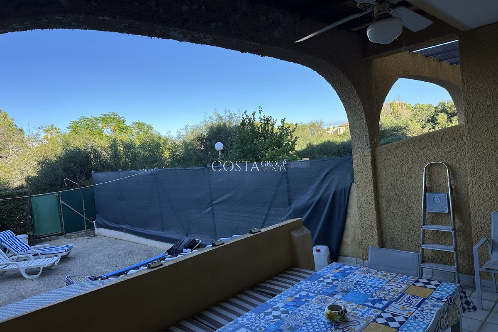 Herverkoop - Huis -
Orihuela Costa