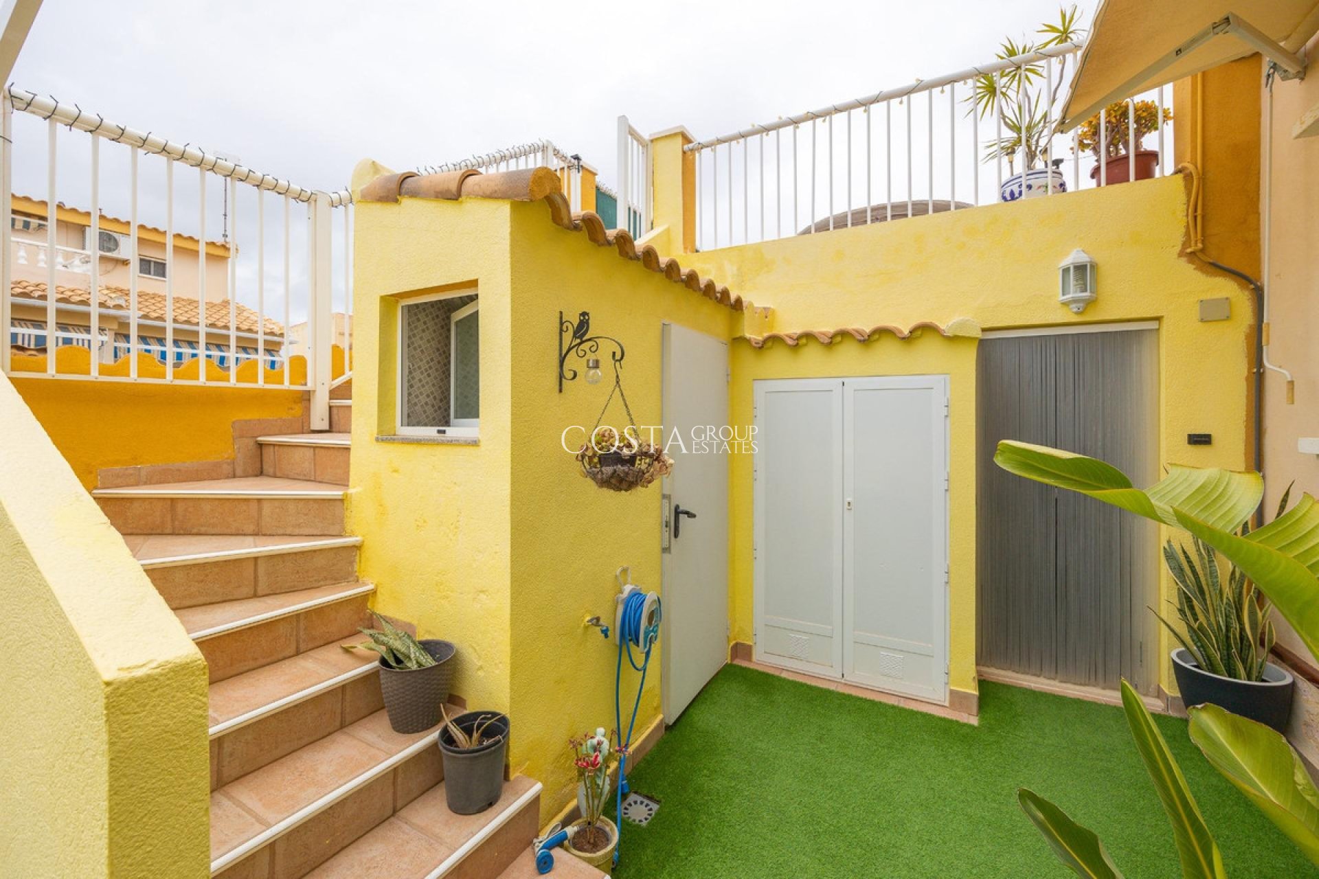 Herverkoop - Huis -
Orihuela - La Florida