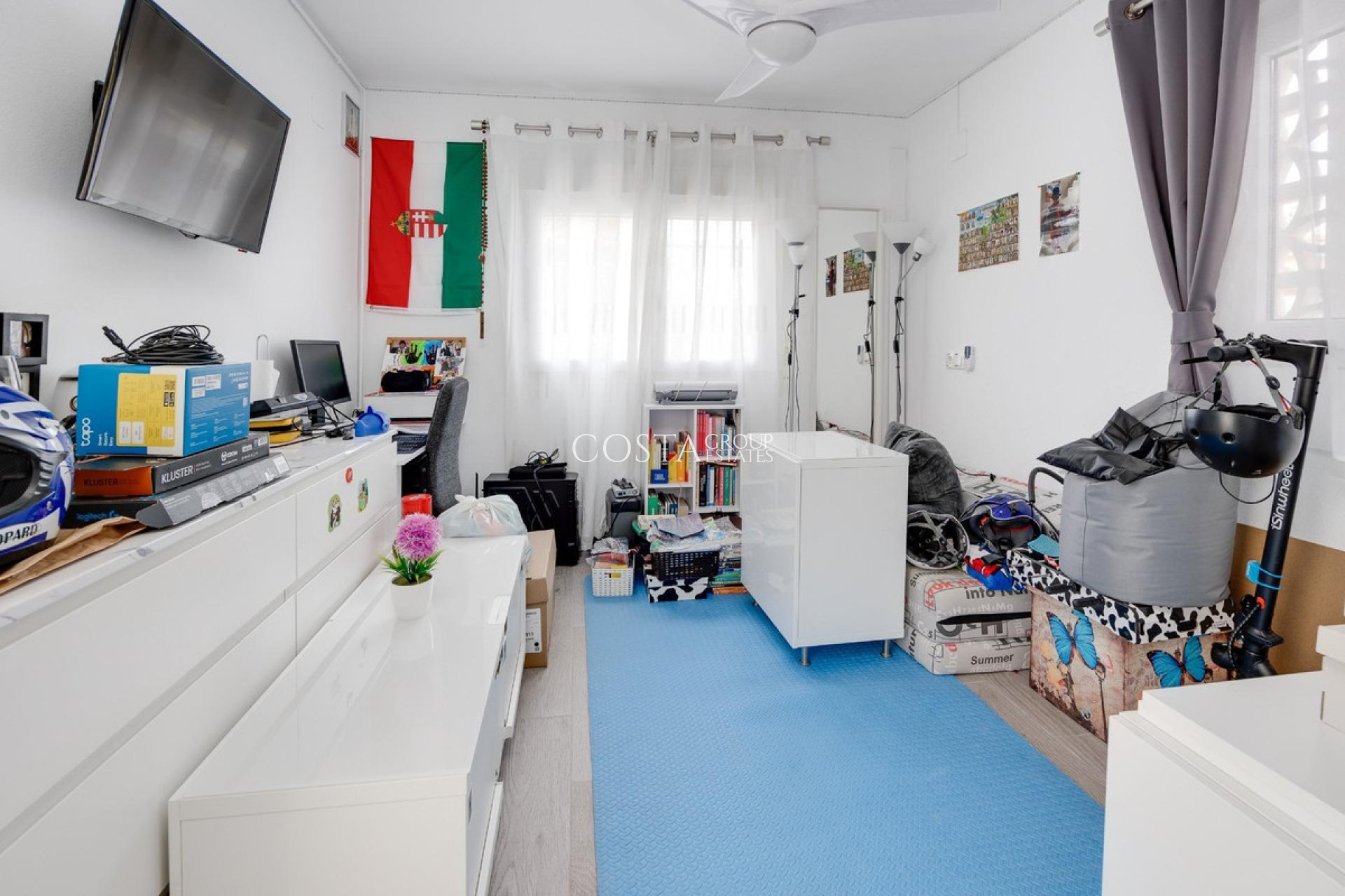 Herverkoop - Huis -
Orihuela - La Florida