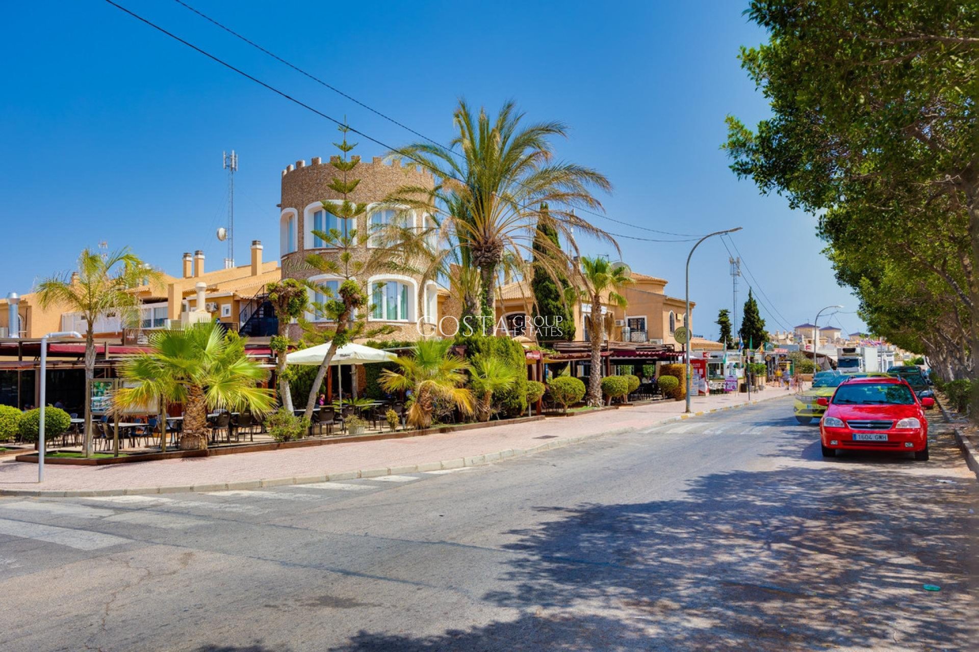 Herverkoop - Huis -
Orihuela - La Florida