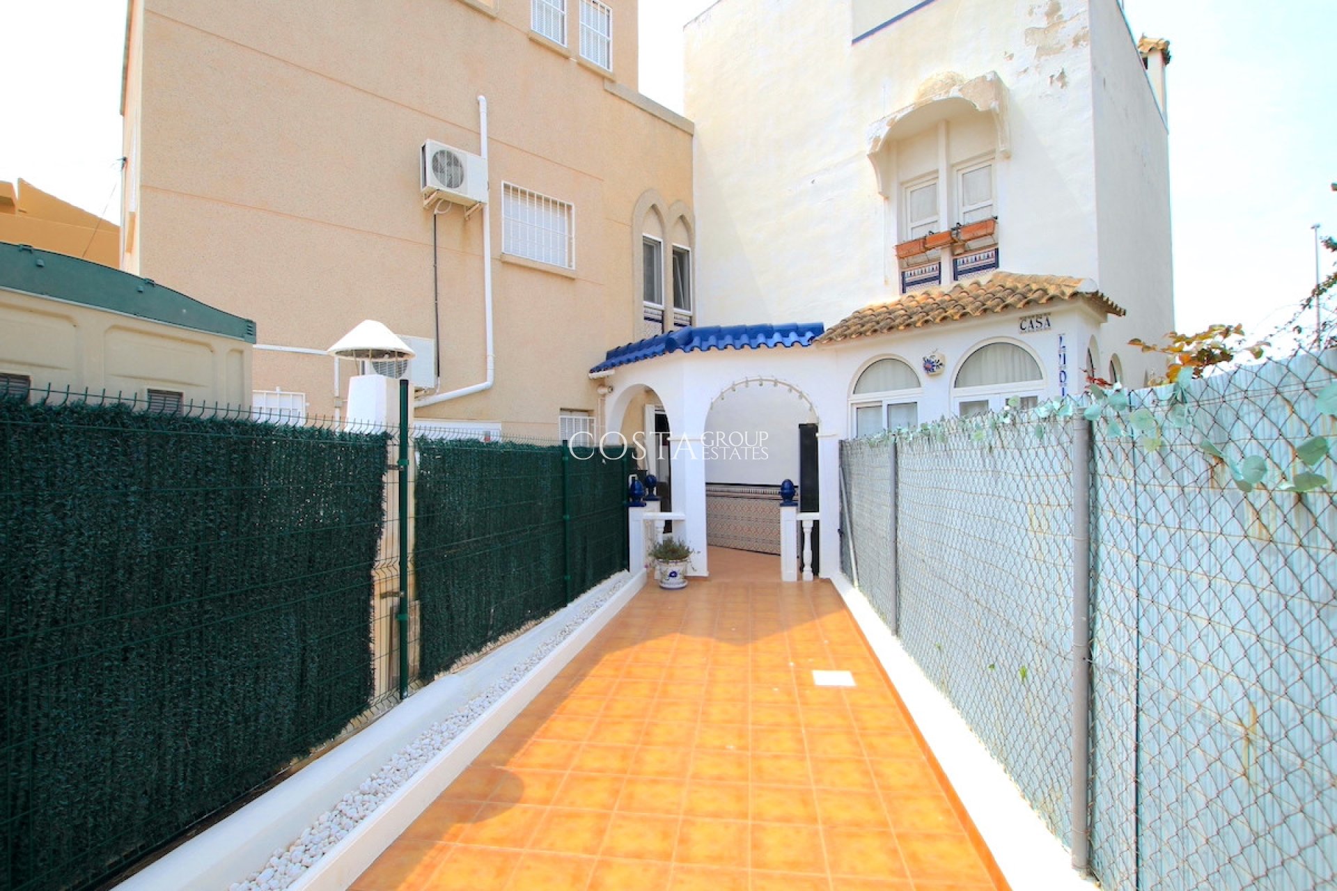 Herverkoop - Huis -
Orihuela - La Zenia