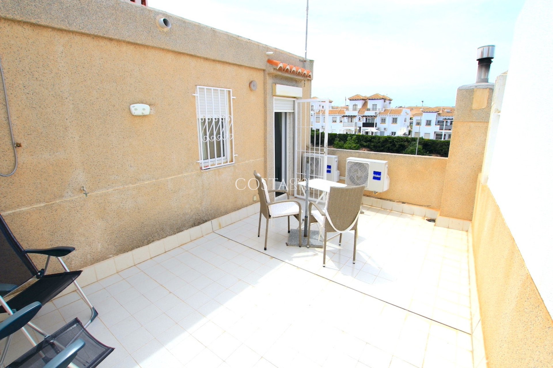 Herverkoop - Huis -
Orihuela - La Zenia