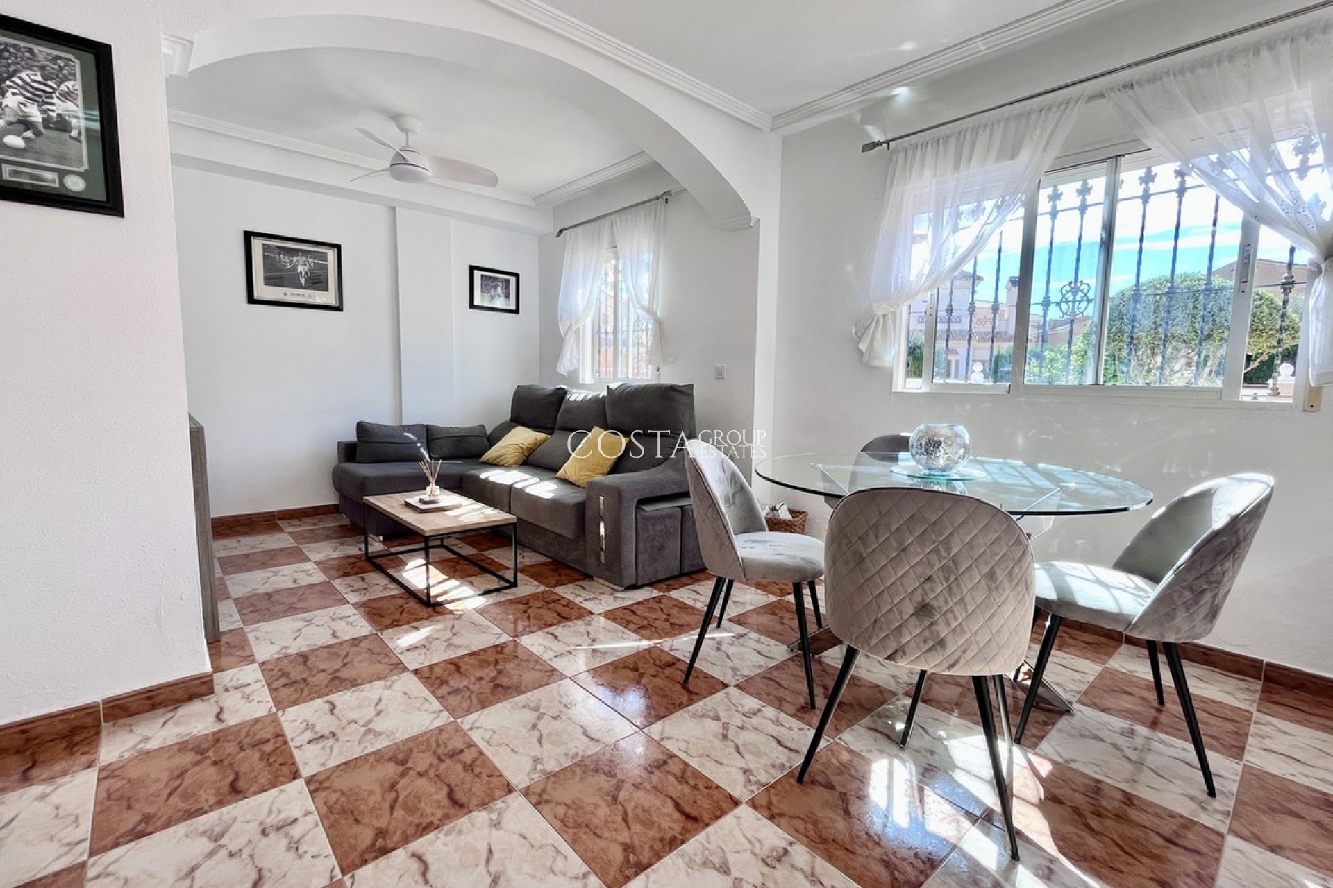 Herverkoop - Huis -
Orihuela - La Zenia