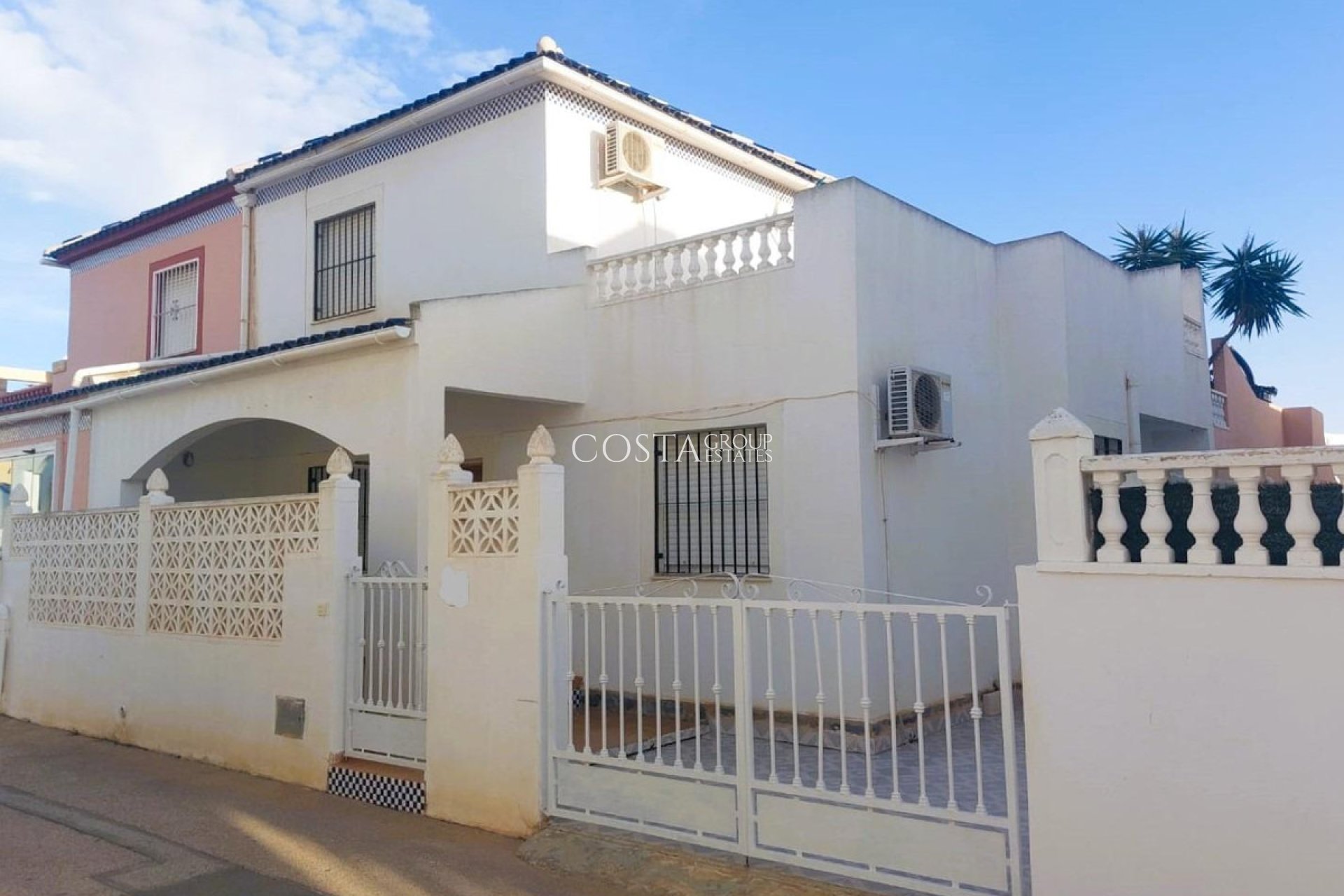 Herverkoop - Huis -
Orihuela - Los Altos