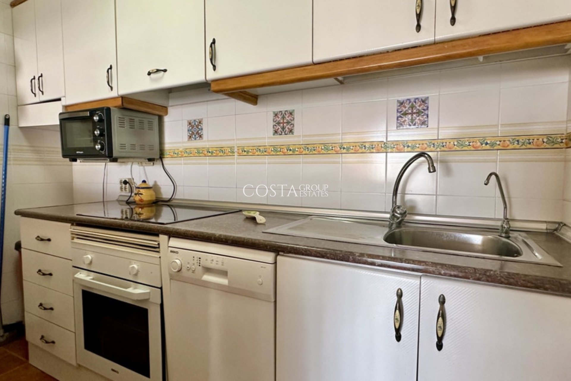 Herverkoop - Huis -
Orihuela - Los Altos