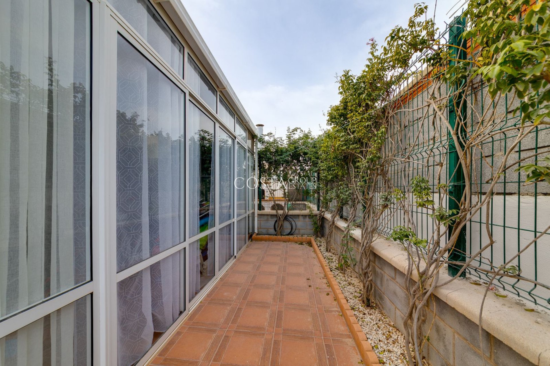 Herverkoop - Huis -
Orihuela - Mil Palmeras