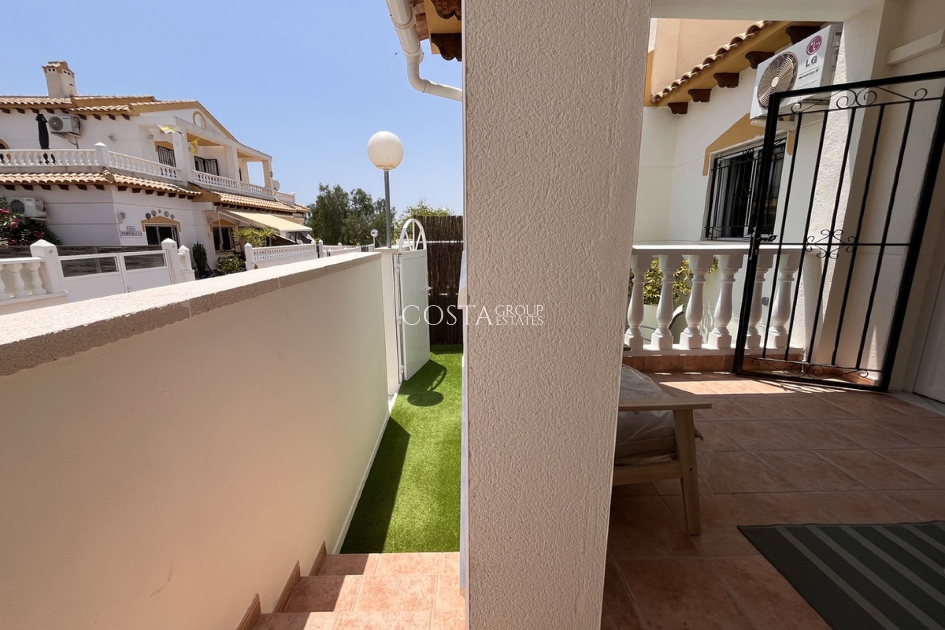 Herverkoop - Huis -
Orihuela - Playa Flamenca