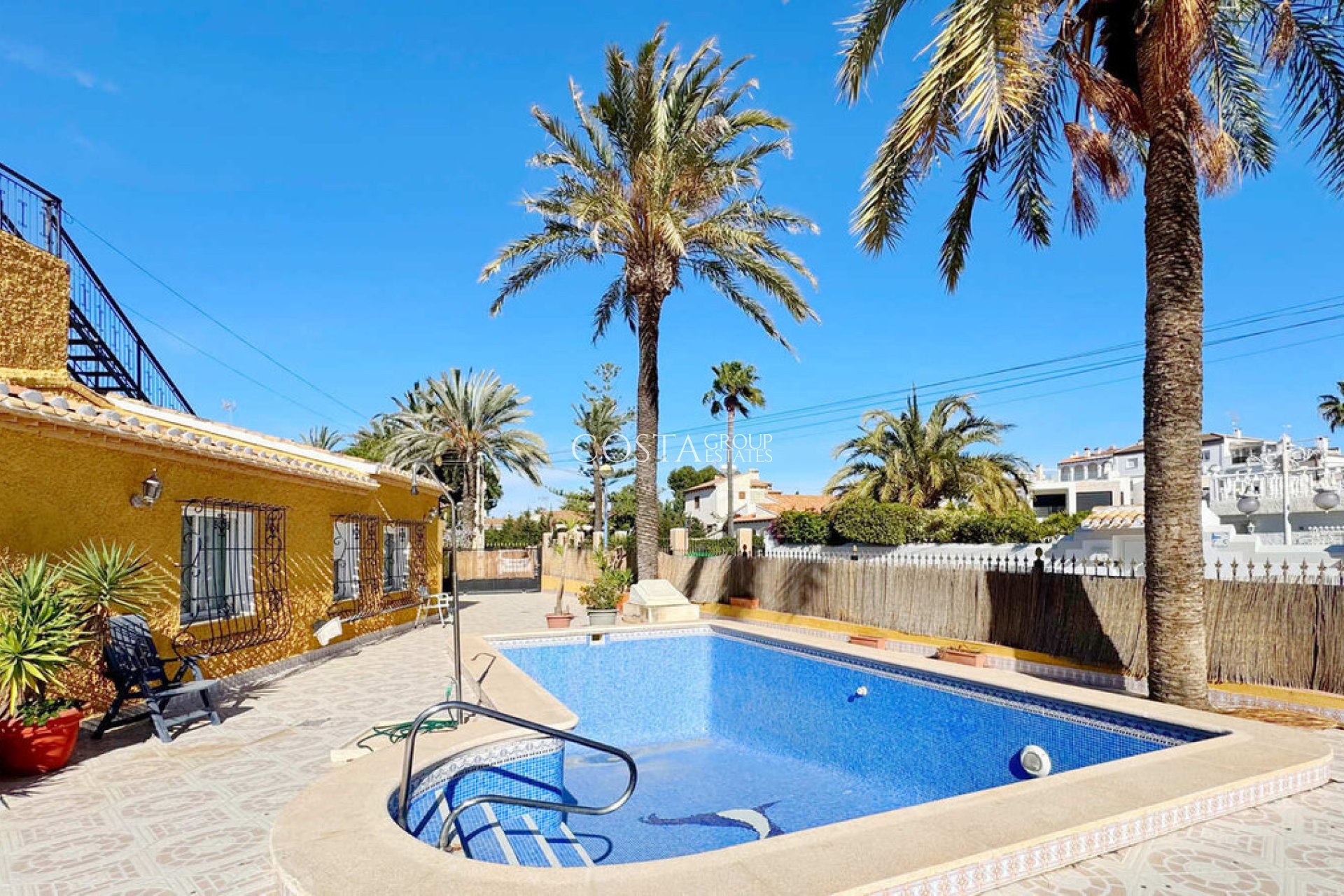 Herverkoop - Huis -
Orihuela - Punta Prima