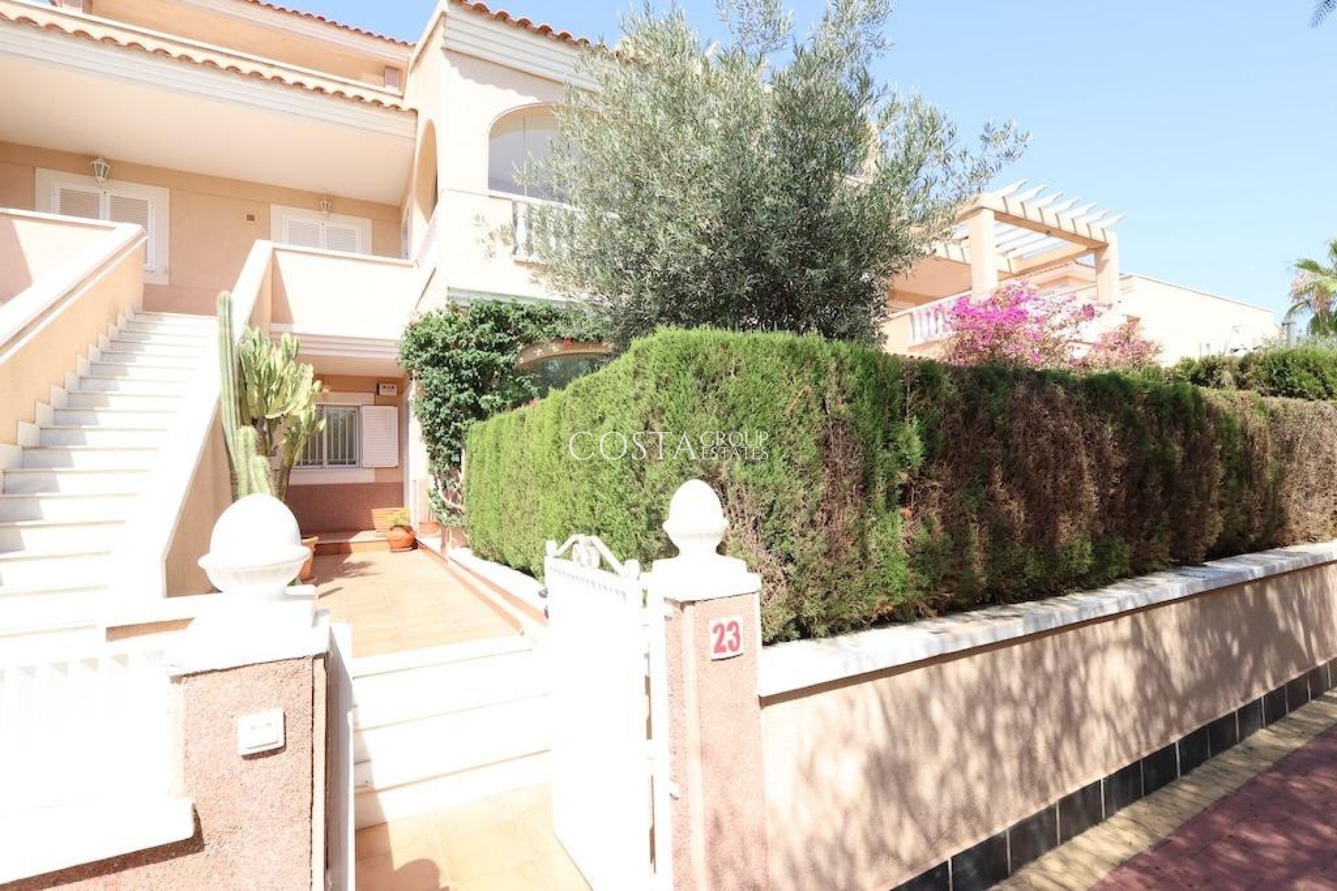 Herverkoop - Huis -
Orihuela - Punta Prima