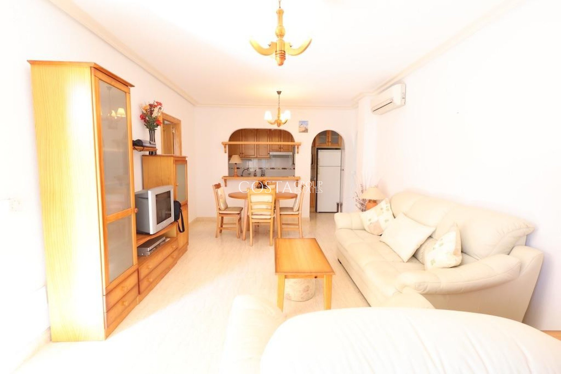 Herverkoop - Huis -
Orihuela - Punta Prima