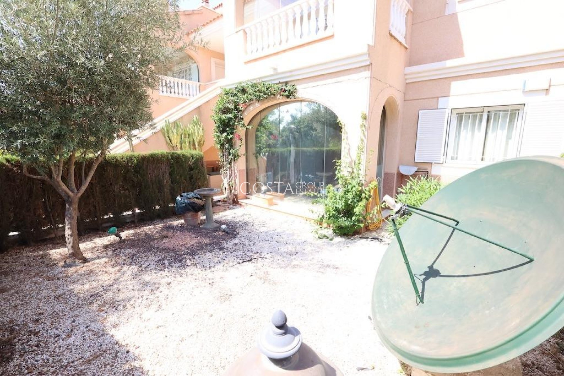 Herverkoop - Huis -
Orihuela - Punta Prima