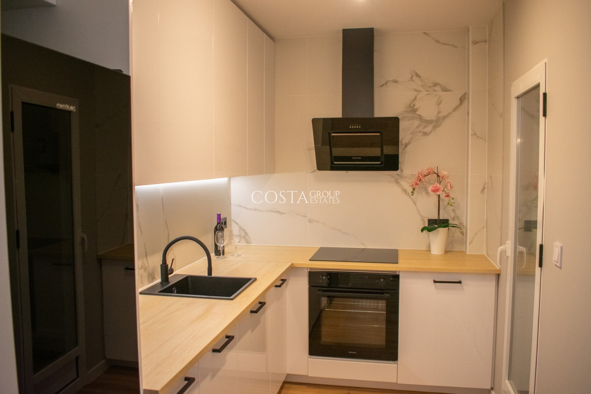 Herverkoop - Huis -
Orihuela - Punta Prima