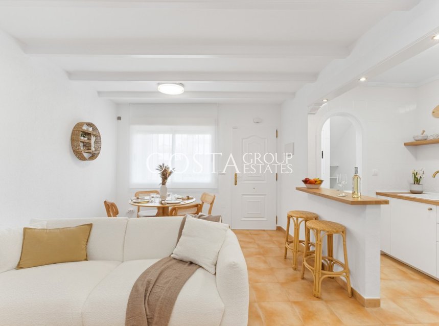 Herverkoop - Huis -
Orihuela - Villamartin