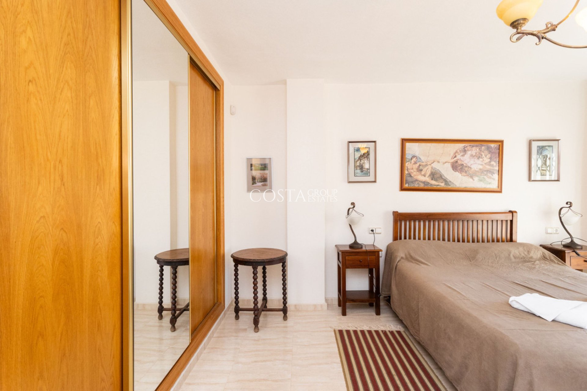 Herverkoop - Huis -
Orihuela - Villamartin