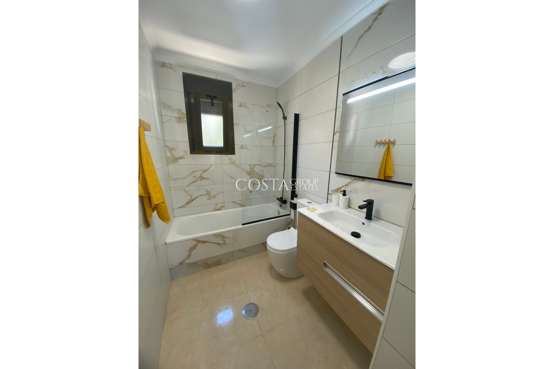 Herverkoop - Huis -
San Miguel de Salinas - San Miguel de Salinas Centro